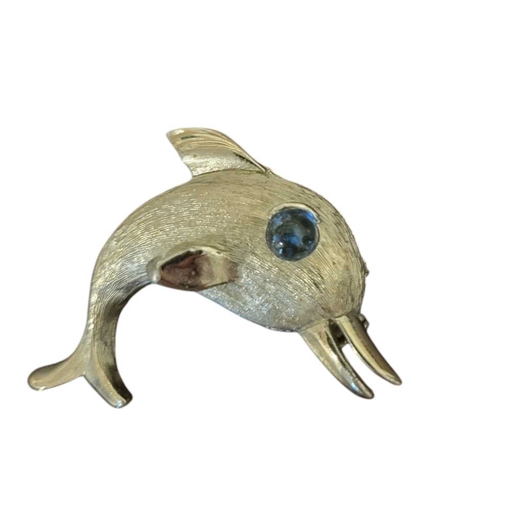 Vintage Jonette Jewelry Silver Tones Dolphin With Blue Glass Eye Brooch Pin